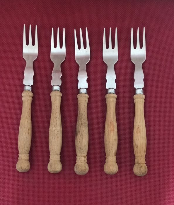 Ретро български ножове и вилици