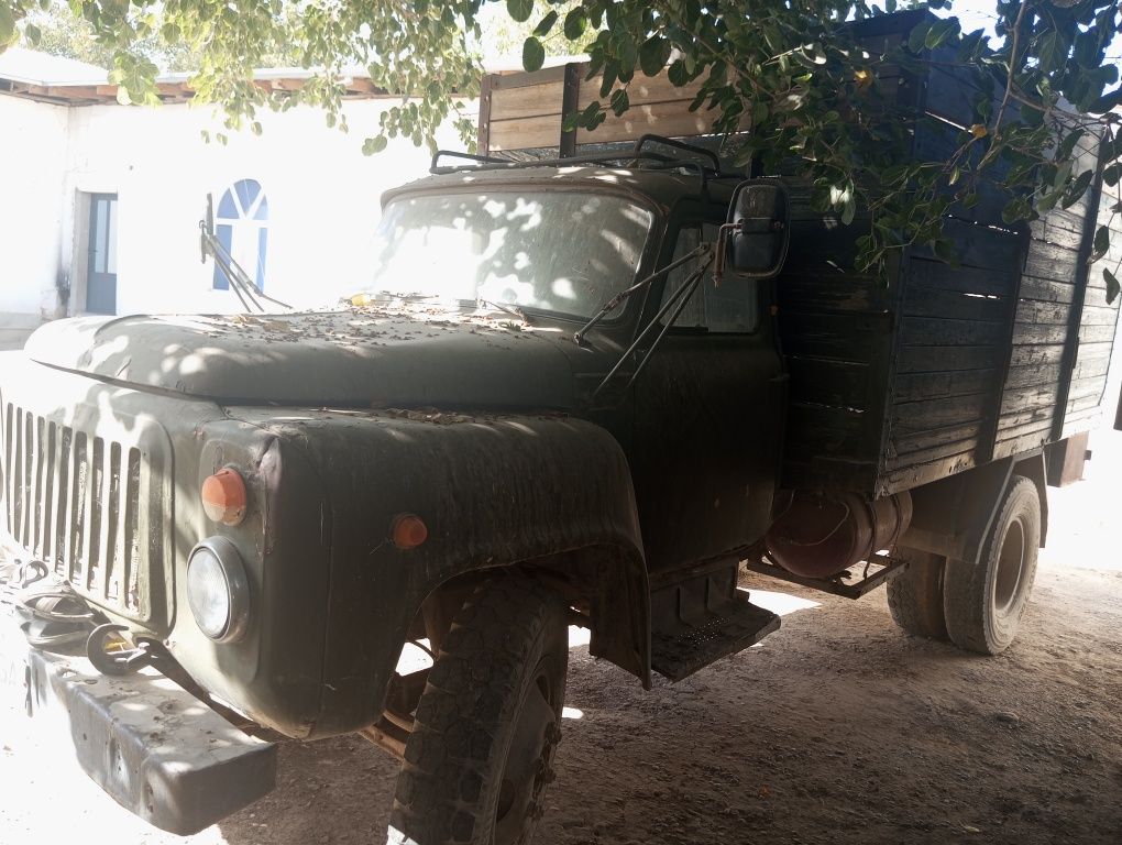 Kamaz  pritsep sotiladi