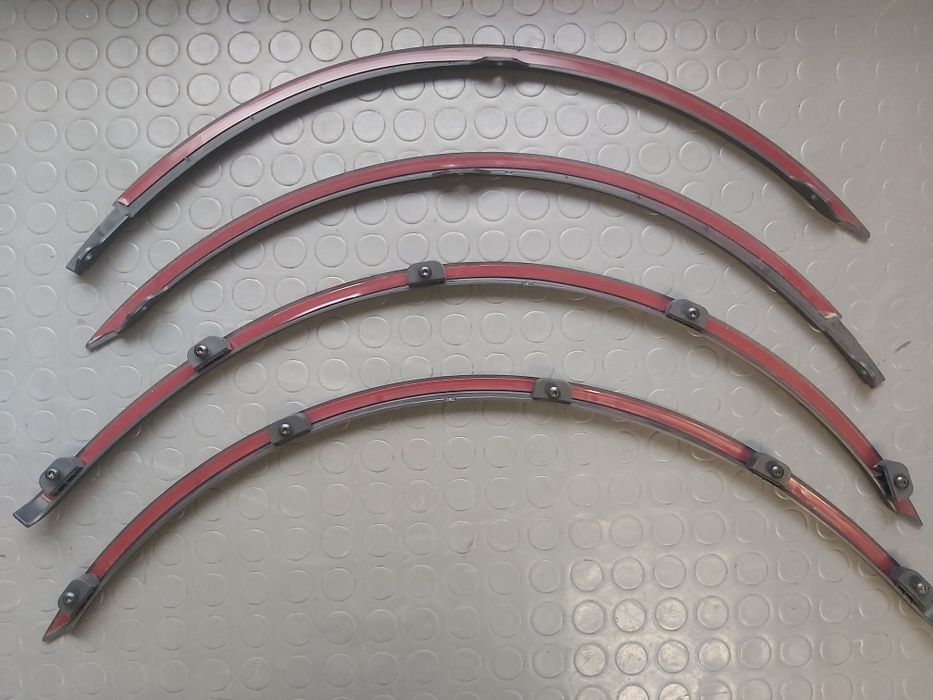 Декоративни вежди DACIA LOGAN 1