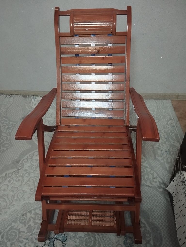 Продам кресло - шезлонг качалка