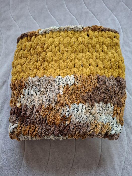 ТОТАЛНА РАЗПРОДАЖБА Ръчно плетено  бебешко одеяло