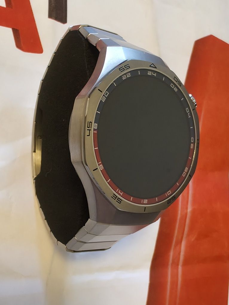 КАТО НОВ 46mm Huawei Watch GT 5 Pro A1 Гаранция 2026г. TITANIUM