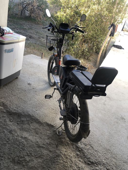 Skuter sotiladi aybi batareyasi 2tasi uxlagan