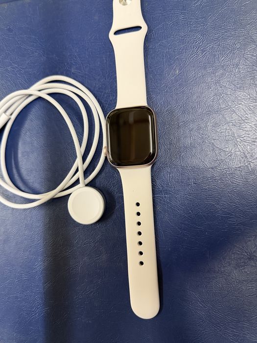 Apple Watch 11 GPS Cellular Rose Gold 42mm