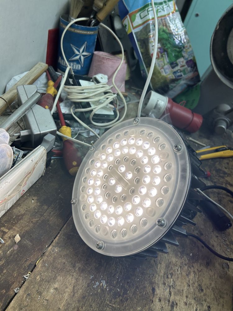 Lampa led 100w profesională