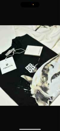 Tricou Givenchy.