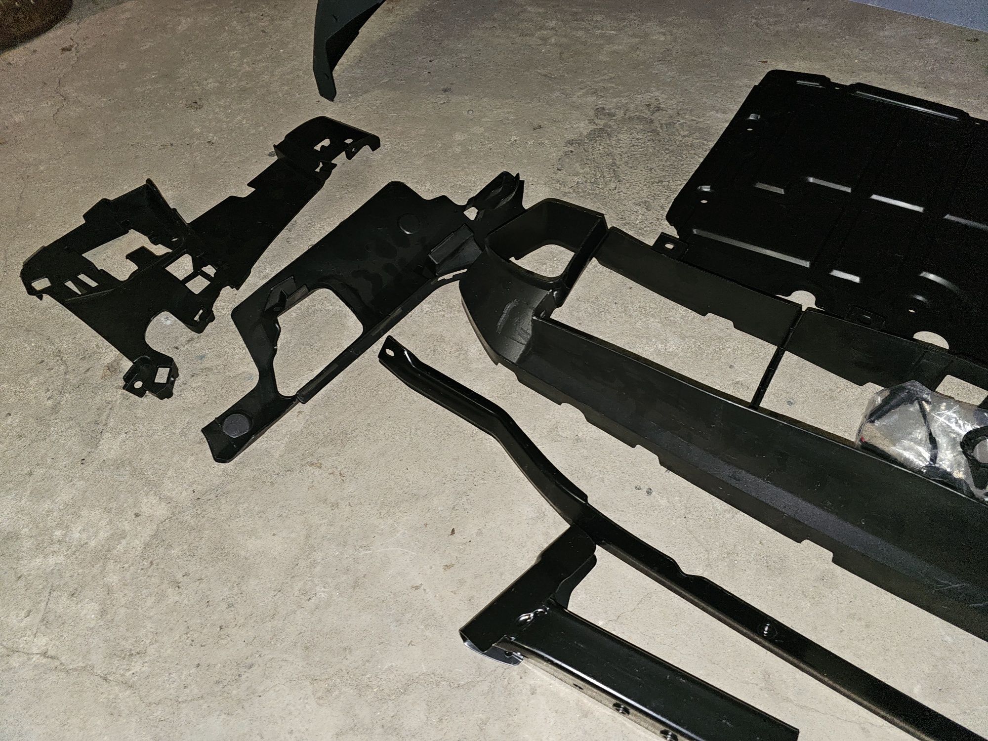 G30 M5 предна броня BMW