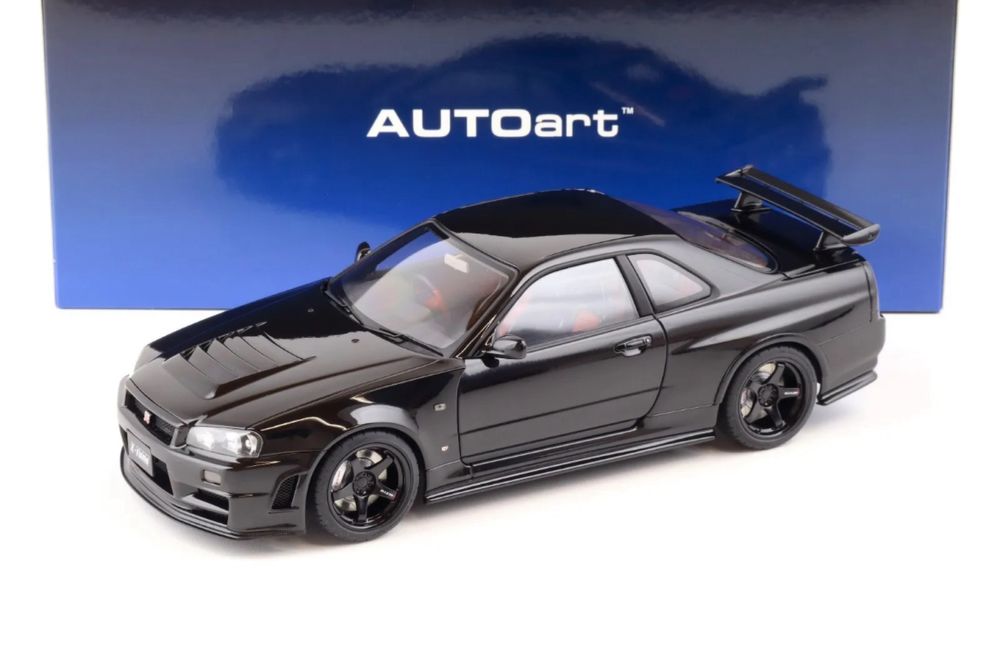 Vând machetă 1/18 Nissan R34 Z tune AUTOart