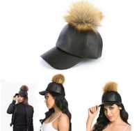 дамска шапка козирка естествена кожена с пух от лисица естествен косъм
