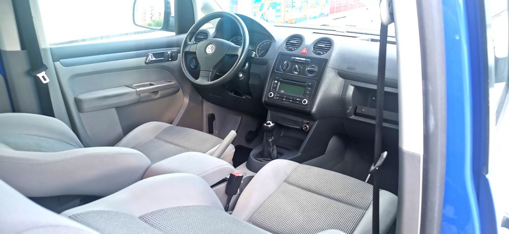 Vw Caddy - Benzină 1.6 - An 2006-Clima