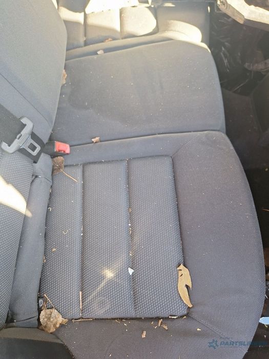 Bancheta sezut spate dreapta SKODA OCTAVIA 1Z3 2004 - 2013