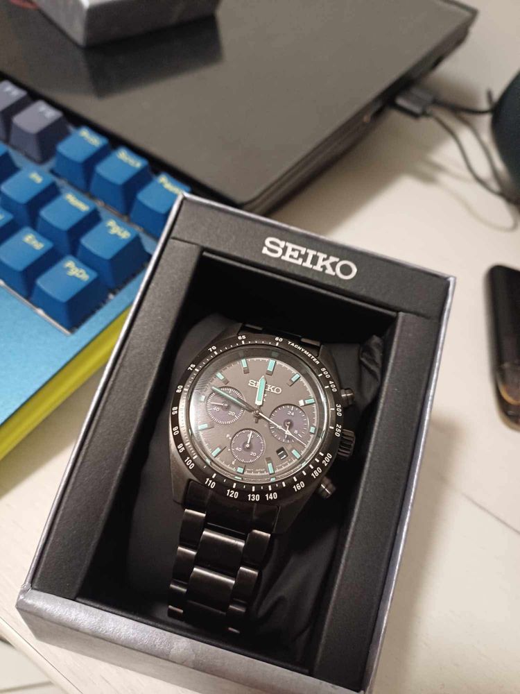 Seiko Prospex SPEEDTIMER The Black Series A concept of night vision