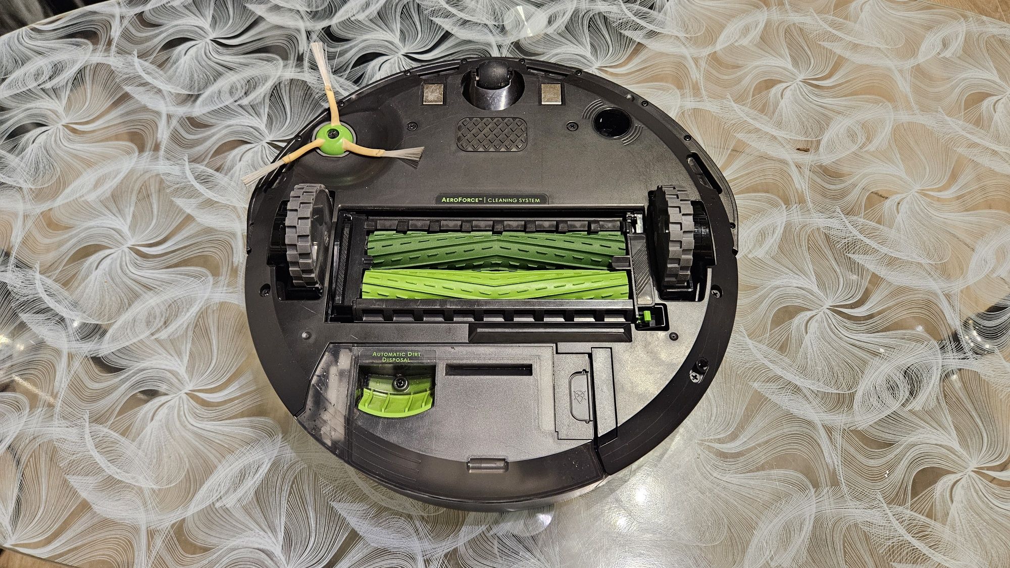 iRobot Roomba i3+