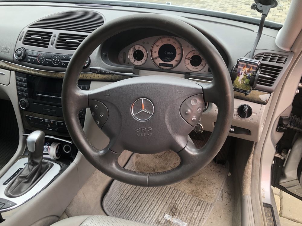 Mercedes e class