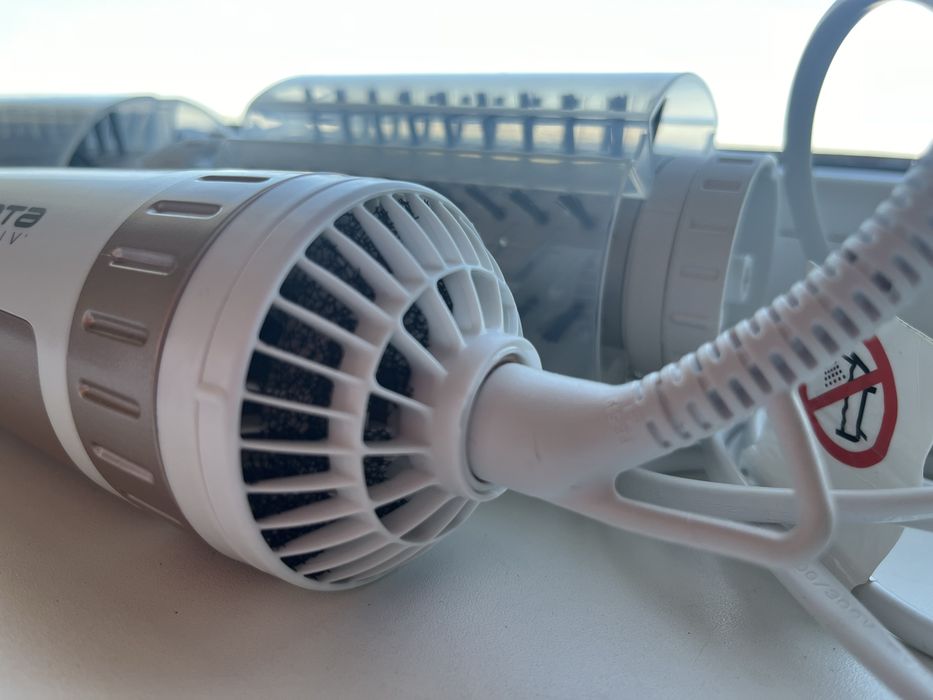 Фен стайлер Rowenta brush activ