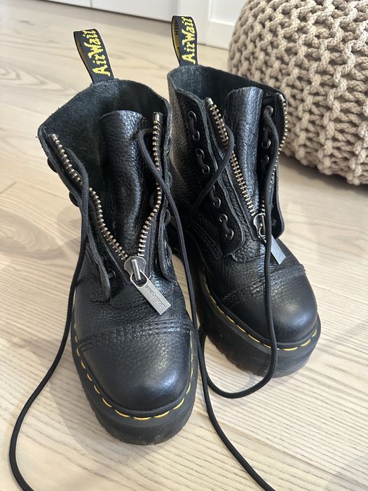 Bocanci de piele Dr. Martens