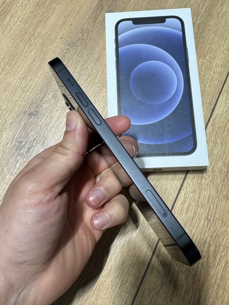 Apple iPhone 12 128Gb Black 90% battery