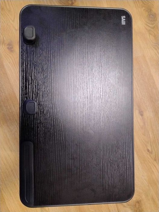 Masă reglabilă pentru laptop