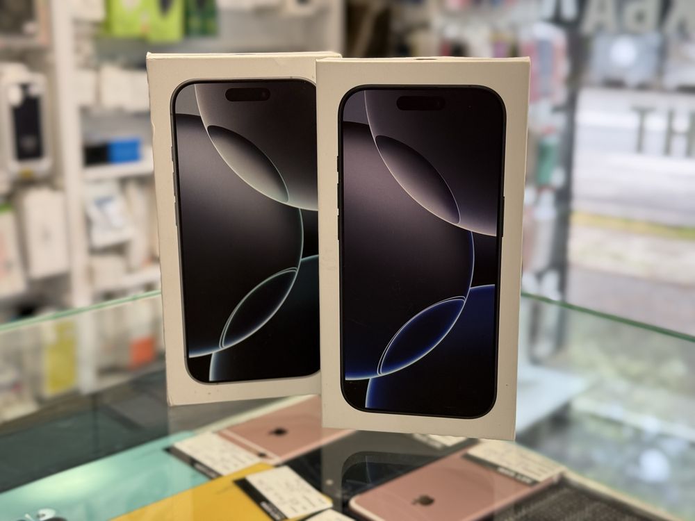 Apple iPhone 16 Pro 128GB Black & White Titanium