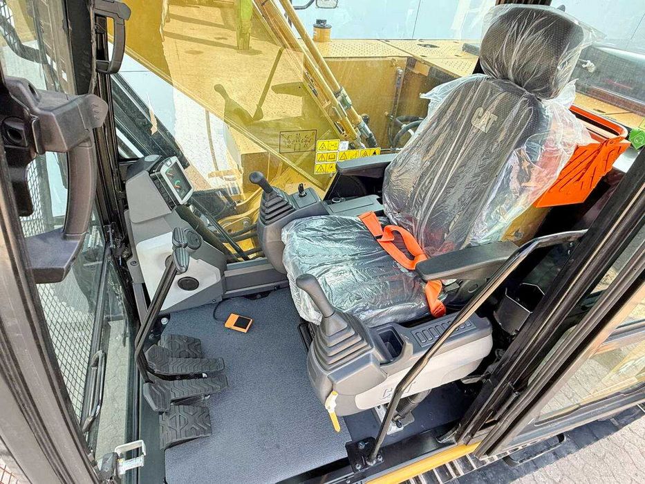 Excavator Caterpillar 320D3 - 120 Hp , 20 T , Nou (2025) + Video