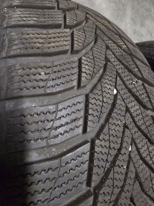 Nexen 245 50 18 DOT 1123 зимни гуми 2 броя