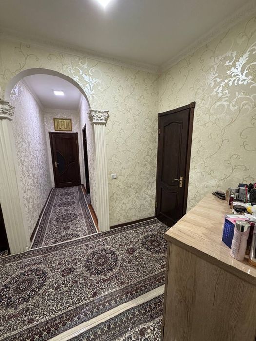 Продажа 4 хона 5 етаж 5 етажл 
Тасикбойов 1
Йули юзи
93 кв