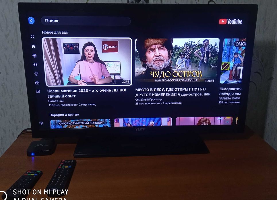 Телевизор Vestel диагональ 40дюймов к нему новый смарт бокс х96 мини.