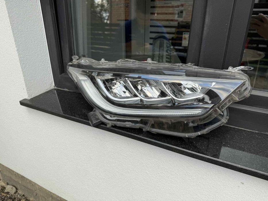 Vand far dreapta Toyota Yaris an(2020+)