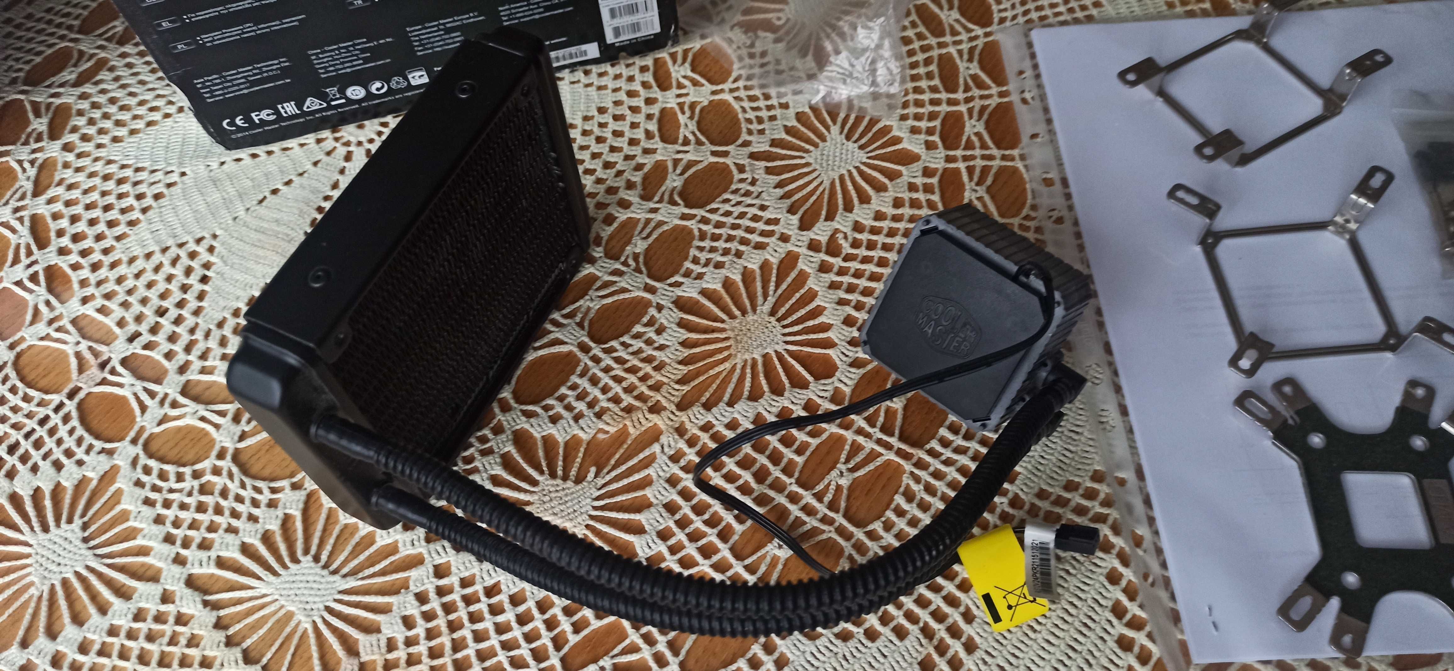 Водно охлаждане Cooler Master, H100i PRO RGB