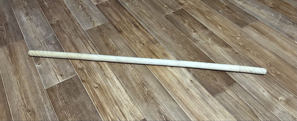 Продам скалку деревянную для раскатки теста