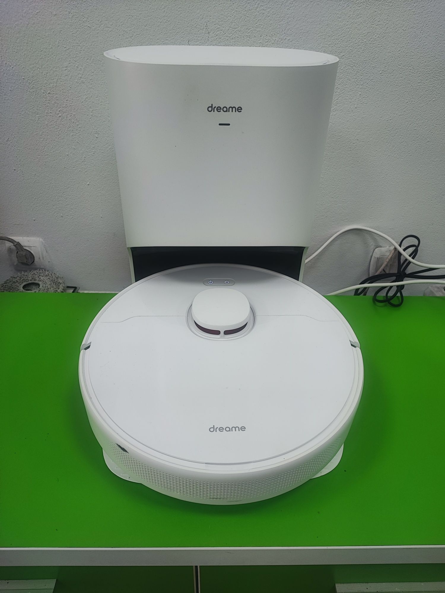 Robot aspirator, aspirator inteligent Dreame d10 plus