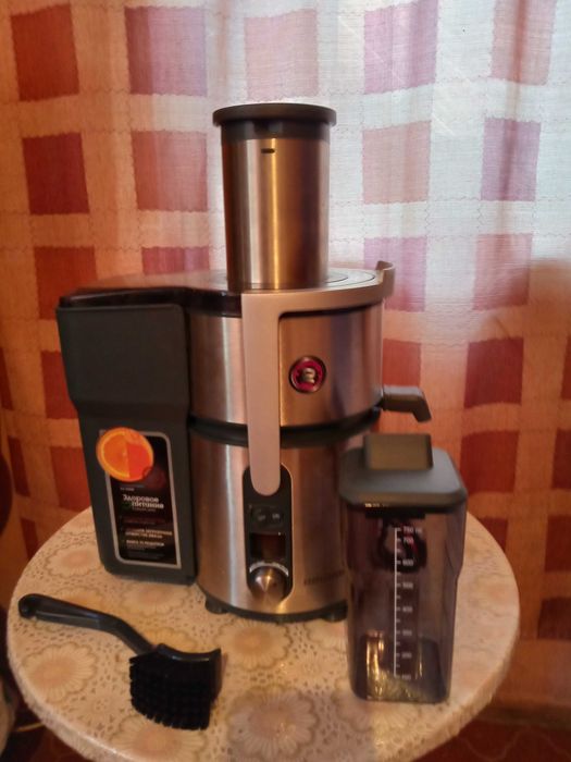 Соковыжималка REDMOND RJ-M908