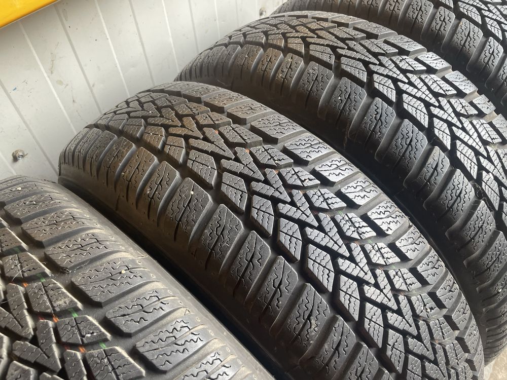 4бр. Dunlop Winter Response 2 175/65/15, 7мм, ДОТ 2017