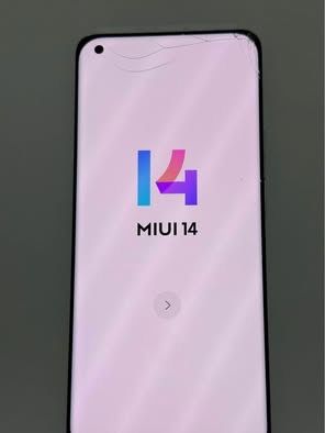 Mi 11 Ultra 5G , memorie 256 GB ,12 GB RAM, Ceram White,Harman Kardon