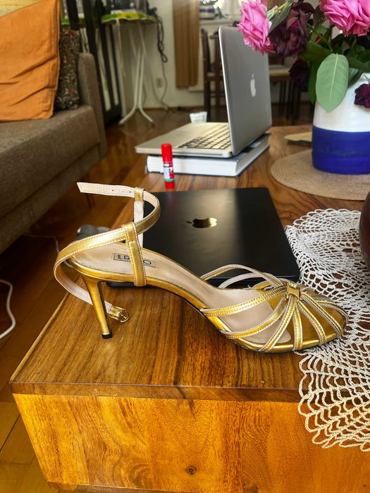 Sandale aurii noi Il Passo
