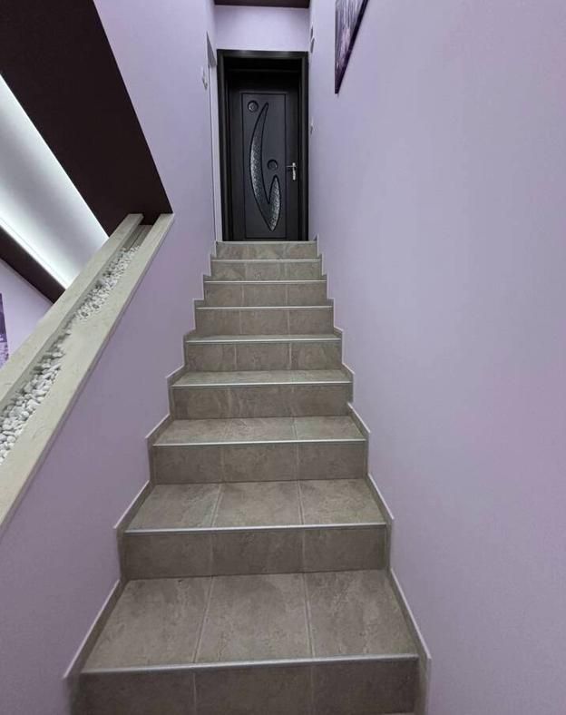 Дава се под наем Етаж от къща в Пловдив, Кършияка - 98 кв.м за 600 € - Снимка #5
