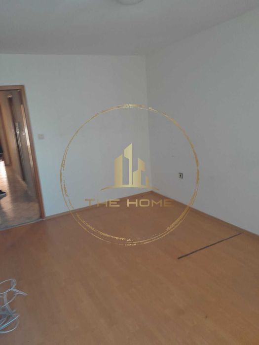 Дава се под наем Двустаен апартамент в Варна, Базар Левски - 120 кв.м за 725 € - Снимка #7