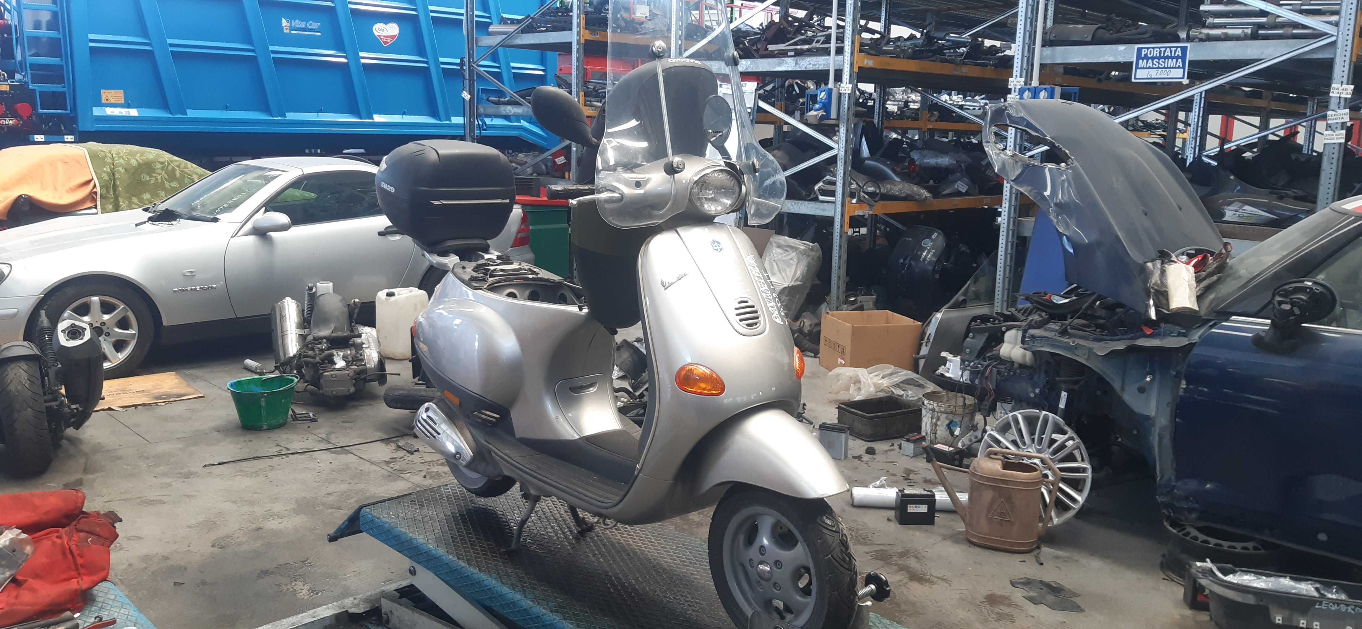 скутер Пиаджо Веспа ет2(piaggio Vespa ET 2 ) 50cc-на части