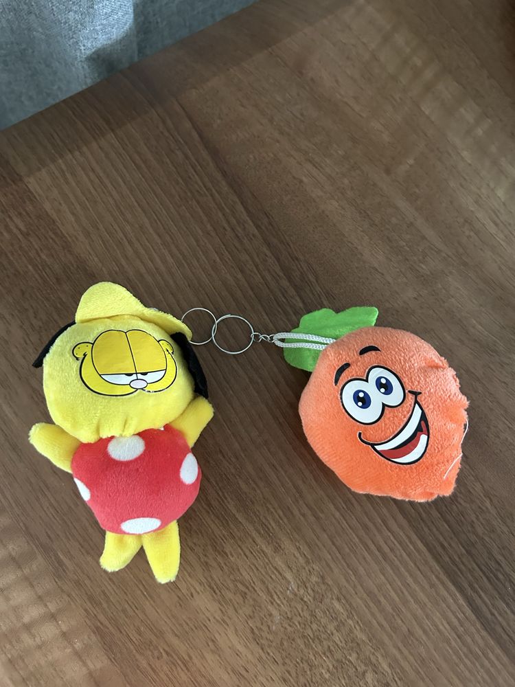 Фигурки от kinder joy +