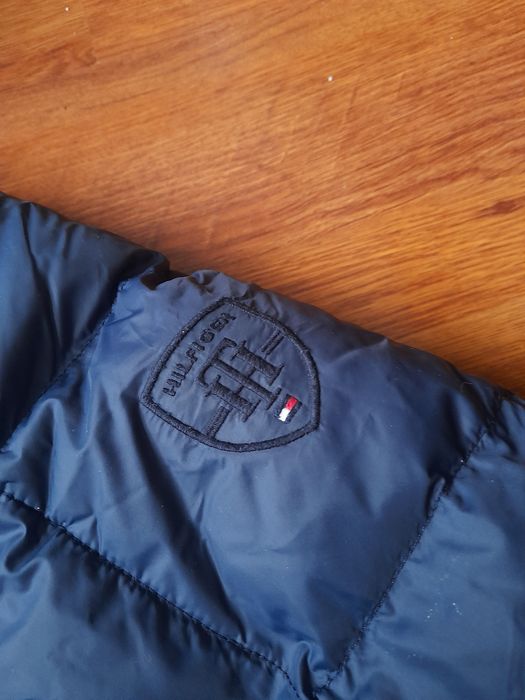 Tommy Hilfiger мъжко зимно яке 2XL размер.
