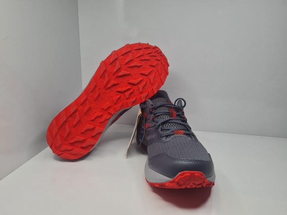 Маратонки Asics Gel-Somona 6

Чисто нови с кутия.

Размер 39.5 стелка