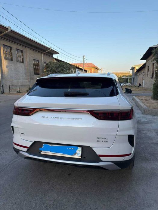BYD Song Plus DM-i Flagship 2023 — gibrid