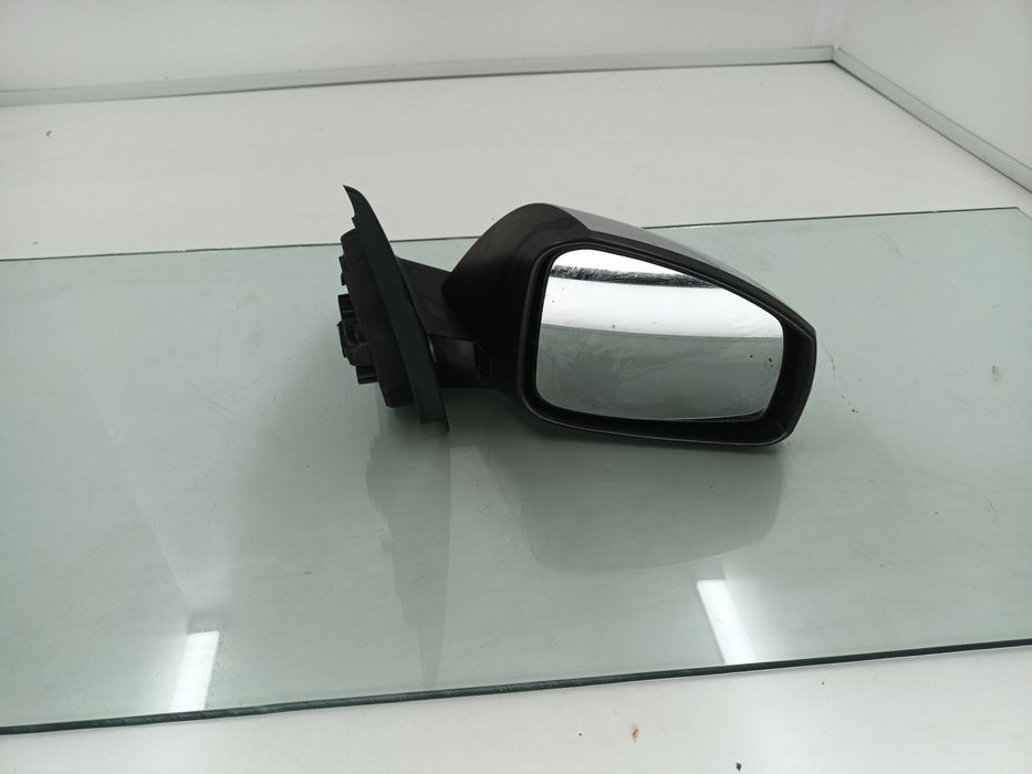 Dezmembrez Oglinda dreapta de pe Renault LAGUNA 3 2008-2015