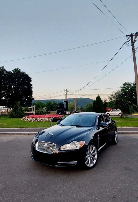Jaguar XF 3.0 Diesel Cu Emblema Pe Capota!