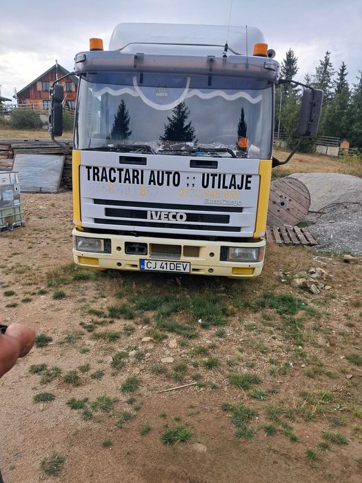 Platforma de transport utilaje. Iveco 7,5 t0 detarata de la 10 to