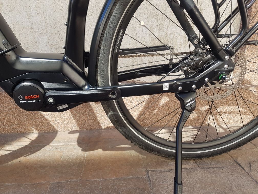 Bicicleta electrica asistata Flyer Bosch Power tube  500 wh