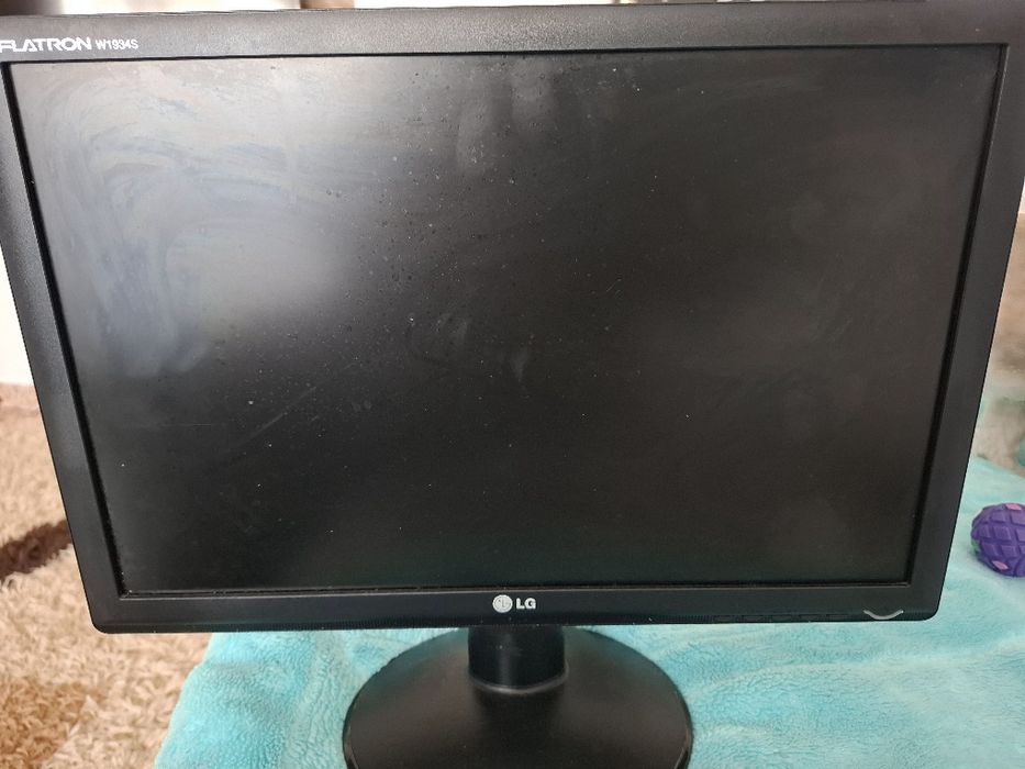 Monitor LG pt.piese