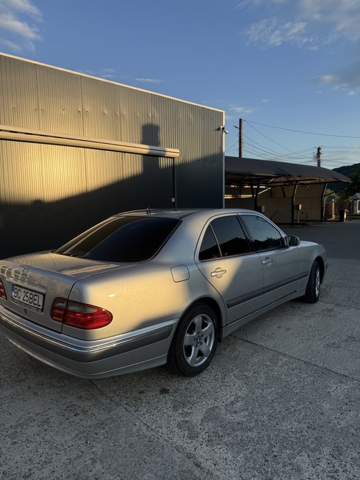 Vand mercedes e class w210 2.2d