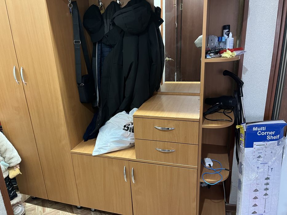 Шкаф для прихожей