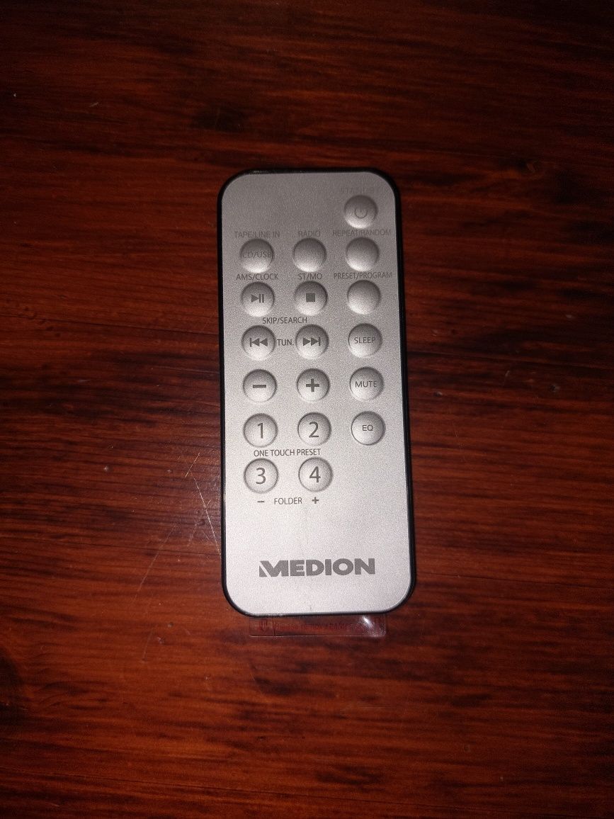 Радио касетофон и cd плеър Medion